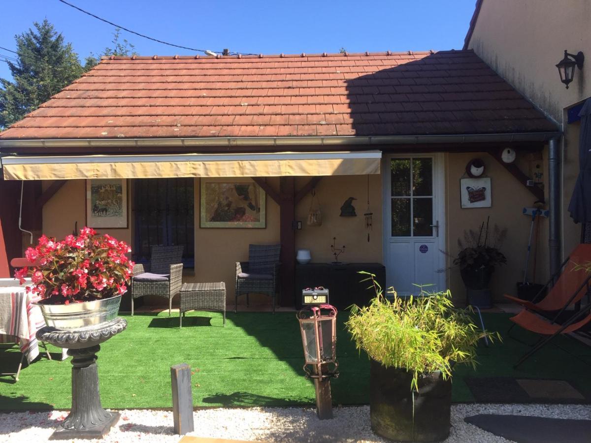 Villa Le Jardin De Theleme "Charme Discret Pour Un Nid Douillet" Mazille Exterior foto